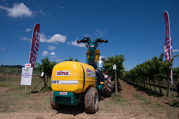 VRT sprayer at Nova Agricoltura 2015