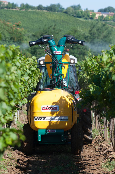 Пневматический опрыскиватель с технологией дифференцированного внесения удобрений (VRT) - Nova Agricoltura 2015 Prove dinamiche